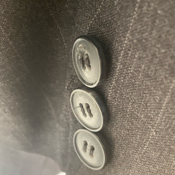 Gentleman’s 2 Piece Suit. Izod. - Picture 8 of 13